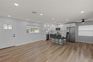 701 25TH STREET, LARGO, FL 33770 Sold 03/19/25