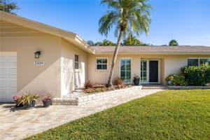 2339 DEMARET DR, DUNEDIN, FL 34698 Sold 02/18/25