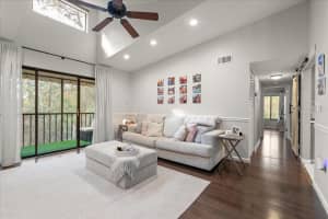 1398 SHADY PINE WAY, TARPON SPRINGS, FL 34688 Sold 03/07/25