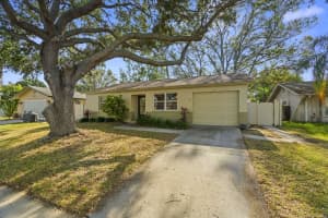 665 KIRKLAND CIRCLE, DUNEDIN, FL 34698 Sold 02/20/25