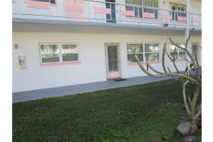 5876 21st St N #3, ST PETERSBURG
