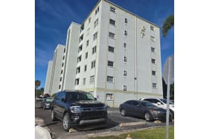 7321 CENTRAL AVENUE, SAINT PETERSBURG, FL 33710 Sold 02/10/25