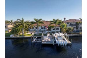 751 34TH AVENUE, SAINT PETERSBURG, FL 33704 - MLS#MFRTB8335635