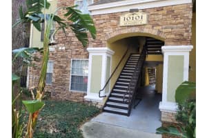 10101 COURTNEY PALMS BOULEVARD, TAMPA, FL 33619 Sold 02/21/25