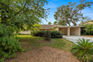 5693 11TH ST S, ST PETERSBURG, FL 33705 Sold 02/13/25