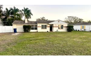 6202 JONES ROAD, TAMPA, FL 33611 Sold 04/30/25