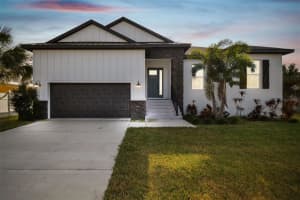 532 FLAMINGO DRIVE, APOLLO BEACH, FL 33572 Sold 02/12/25