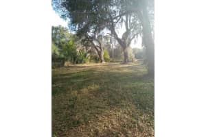 9422 GREYSTONE ROAD, THONOTOSASSA, FL 33592 Sold 05/29/25