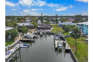 6208 SPANISH MAIN DRIVE, APOLLO BEACH, FL 33572 Sold 01/21/25