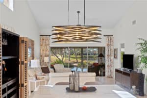7710 PALM AIRE LANE, SARASOTA, FL 34243 Sold 04/14/25