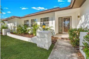 12898 137TH LN, LARGO, FL 33774 - MLS#MFRTB8336078