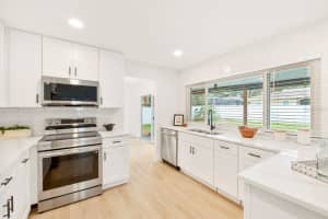 4105 BAY HILLS BOULEVARD, SAFETY HARBOR, FL 34695 Sold 02/14/25
