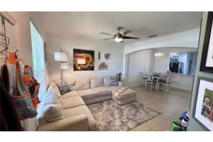 525 WATERSIDE POINTE DRIVE, GROVELAND, FL 34736 - MLS#MFRTB8336227