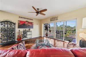 960 STARKEY ROAD, LARGO, FL 33771 Sold 08/13/25