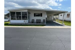 610 Queen Palm St, LARGO