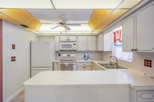 7040 VERSAILLES N #7040, PINELLAS PARK, FL 33781 Sold 04/14/25