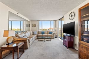 6322 PALMA DEL MAR BOULEVARD, SAINT PETERSBURG, FL 33715 Sold 02/28/25