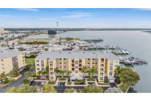 425 150TH AVENUE, MADEIRA BEACH, FL 33708 - MLS#MFRTB8336529