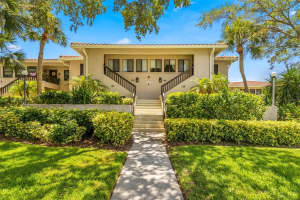 1812 MARINER DRIVE, TARPON SPRINGS, FL 34689 Sold 06/17/25