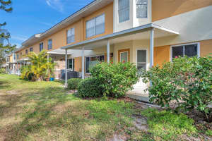 2292 AUSTRIAN LANE, CLEARWATER, FL 33763 Sold 05/20/25