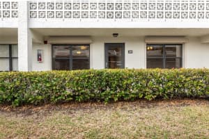 4910 Bay St Ne #109, ST PETERSBURG