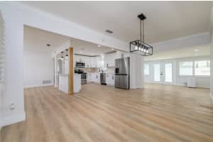 8462 8TH WAY, SAINT PETERSBURG, FL 33702 Sold 07/31/25