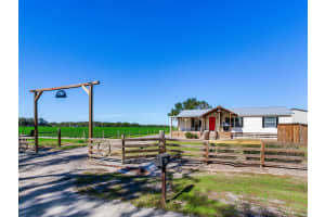 11312 COLDING ROAD, WIMAUMA, FL 33598 - MLS#MFRTB8336904