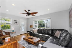 1922 55TH STREET, GULFPORT, FL 33707 Sold 02/27/25