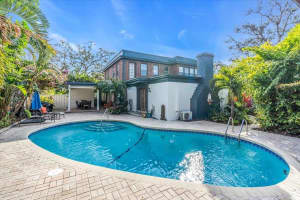 6095 2ND AVENUE, ST PETERSBURG, FL 33707 Sold 04/01/25