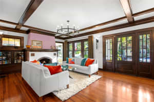 135 6TH AVENUE, SAINT PETERSBURG, FL 33701 Sold 01/30/25