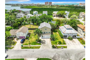 13956 75TH AVENUE, SEMINOLE, FL 33776 Sold 02/28/25
