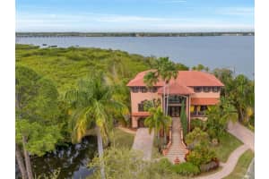 111 WATEREDGE COURT, SAFETY HARBOR, FL 34695 Sold 01/31/25