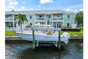 3LS BEACH DRIVE, ST PETERSBURG, FL 33705 Sold 03/14/25