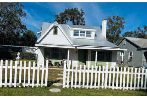 415 AVENUE K NE, WINTER HAVEN, FL 33881 - MLS#MFRTB8337231