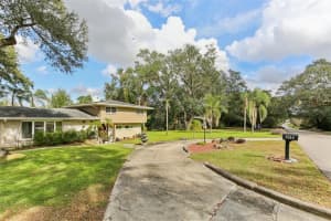 1614 KING JAMES COURT, LAKELAND, FL 33813 Sold 05/09/25