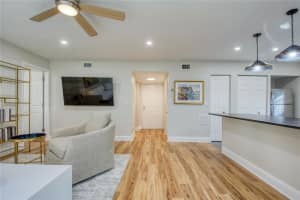 492 SANTA CRUZ PLACE, SAINT PETERSBURG, FL 33703 Sold 06/06/25
