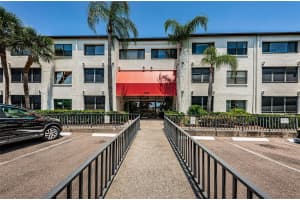 2587 COUNTRYSIDE BOULEVARD, CLEARWATER, FL 33761 Sold 07/31/25
