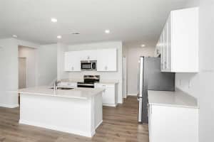 1556 HUMMINGBIRD ROAD, WINTER HAVEN, FL 33884 Sold 03/06/25