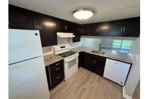 5035 BORDEAUX VILLAGE PLACE, TAMPA, FL 33617 Sold 01/28/25