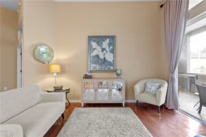 10109 KINGSHYRE WAY, TAMPA, FL 33647 Sold 02/18/25