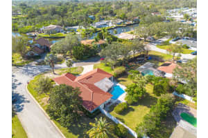 2430 ROBERTA LANE, CLEARWATER, FL 33764 Sold 08/29/25
