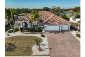 1120 SIGNATURE DRIVE, SUN CITY CENTER, FL 33573 Sold 02/11/25