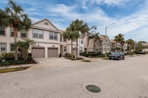 582 VALLANCE WAY, SAINT PETERSBURG, FL 33716 Sold 03/18/25