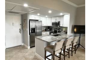 880 MANDALAY AVENUE, CLEARWATER, FL 33767 Sold 03/31/25