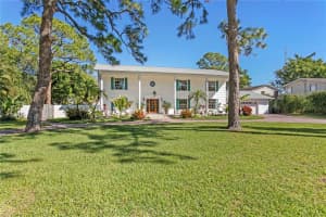 127 MYSTIC LAKE DRIVE, SAINT PETERSBURG, FL 33702 Sold 02/26/25