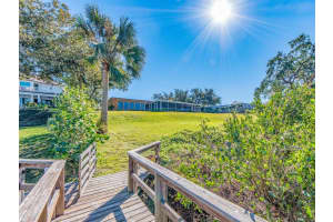 208 HARBOR VIEW LANE, LARGO, FL 33770 Sold 02/18/25