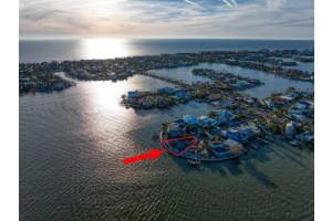 16002 5TH STREET, REDINGTON BEACH, FL 33708 Sold 03/06/25