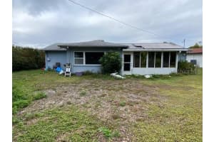 1355 DEVONSHIRE DRIVE, SAINT PETERSBURG, FL 33710 Sold 03/14/25
