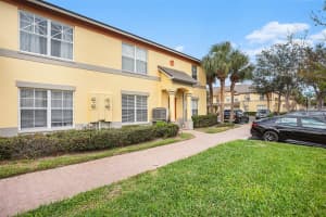3875 MARINER DRIVE, ST PETERSBURG, FL 33705 Sold 05/09/25