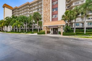 5400 PARK STREET, SAINT PETERSBURG, FL 33709 Sold 03/28/25